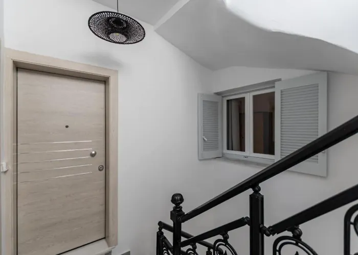 Apartment Heliaia2 *